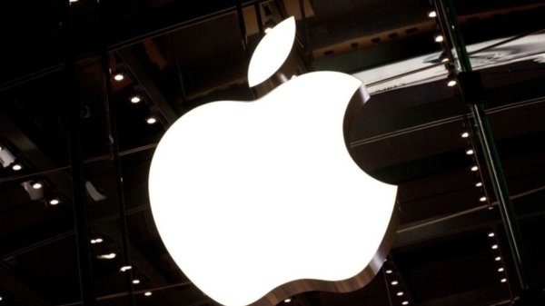 河源华锋 特朗普与苹果CEO库克通话 据报iPhone今年晚些时候或涨价